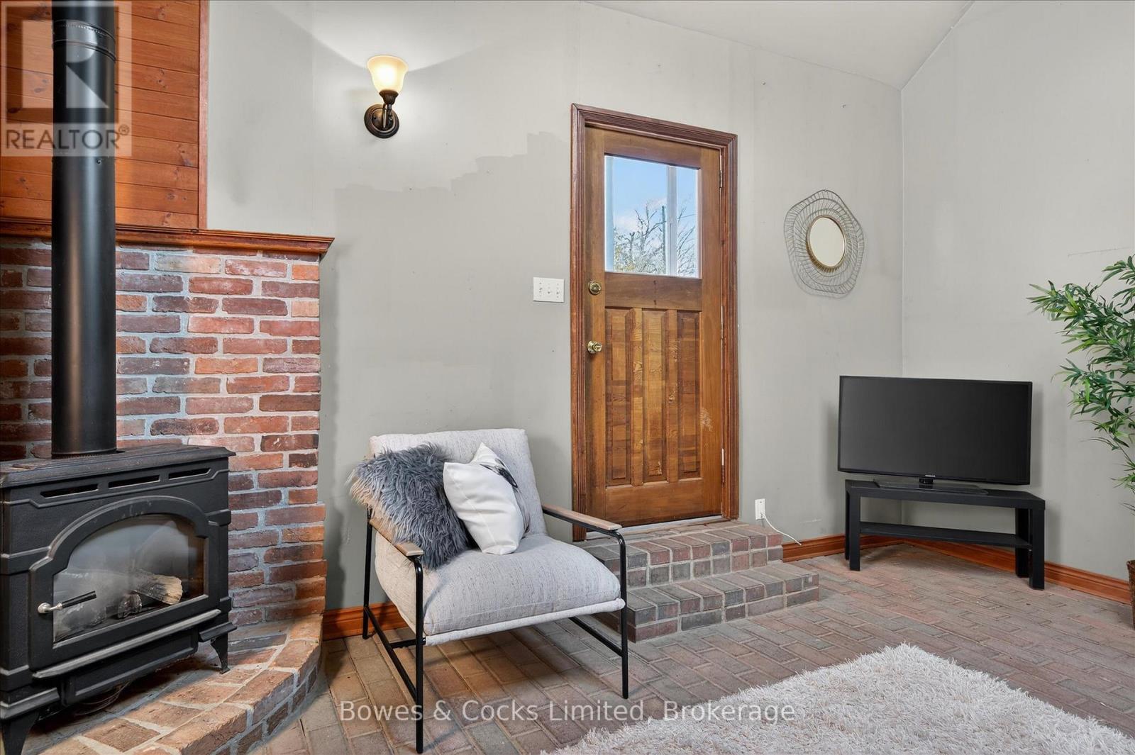 633 Downie Street, Peterborough, Ontario K9H 4K2 - Photo 29 - X12934294