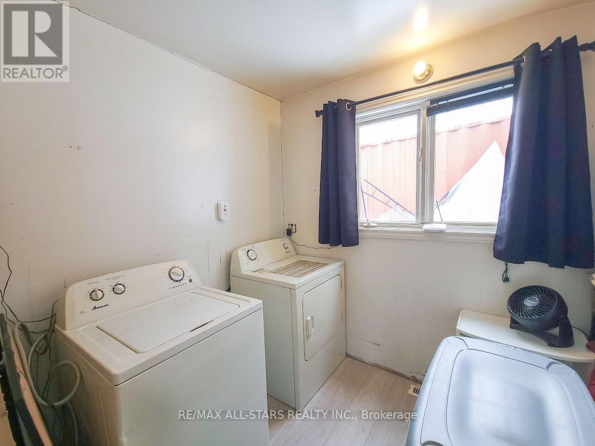 69 Bridge Street, Addington Highlands, Ontario  K0H 1L0 - Photo 10 - X12934476