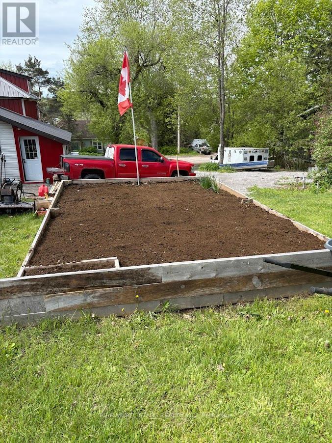 69 Bridge Street, Addington Highlands, Ontario  K0H 1L0 - Photo 21 - X12934476