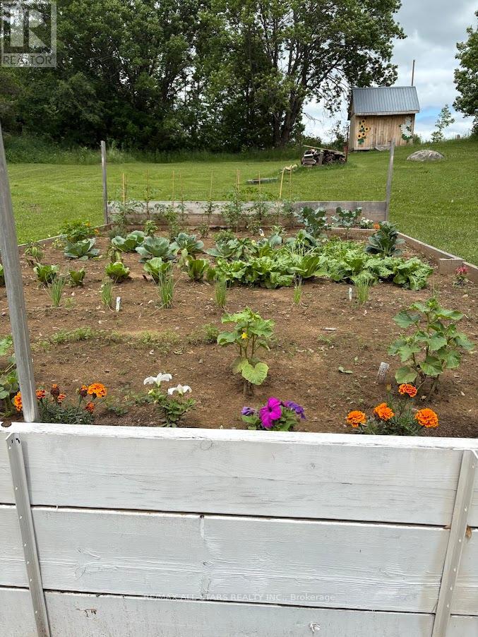 69 Bridge Street, Addington Highlands, Ontario  K0H 1L0 - Photo 22 - X12934476