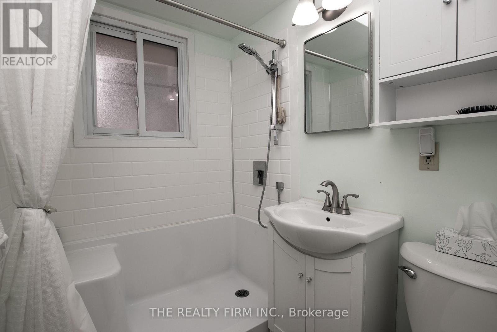 80 Princess Street W, Central Huron, Ontario  N0M 1L0 - Photo 9 - X12934242