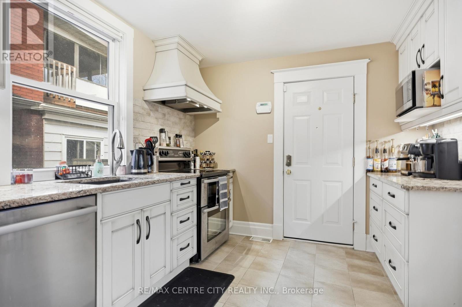 3 Margaret Street, St. Thomas, Ontario  N5R 3H5 - Photo 6 - X12934356