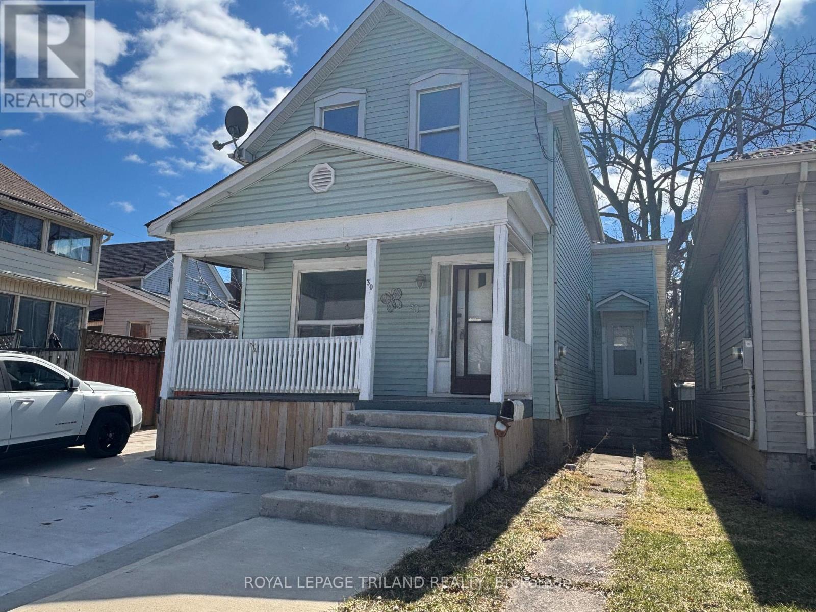 30 Kains Street, St. Thomas, Ontario  N5P 1M9 - Photo 2 - X12934486