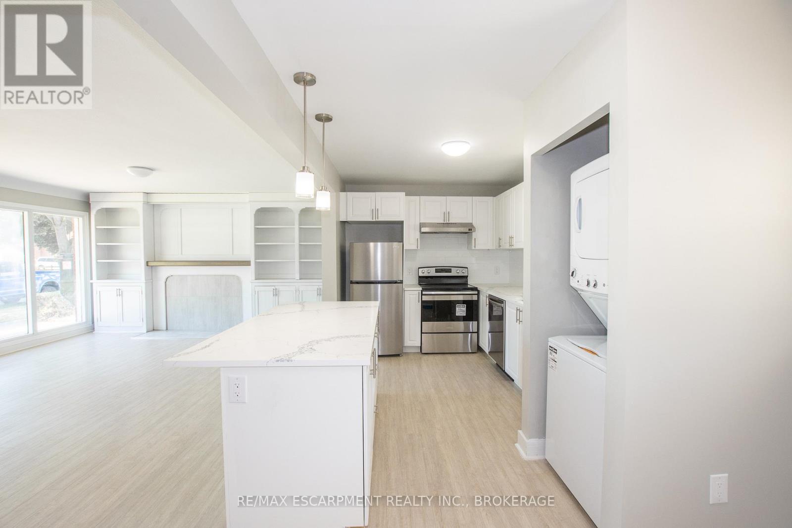 Main - 21 Brisbane Glen, St. Catharines, Ontario  L2N 3L1 - Photo 8 - X12934290