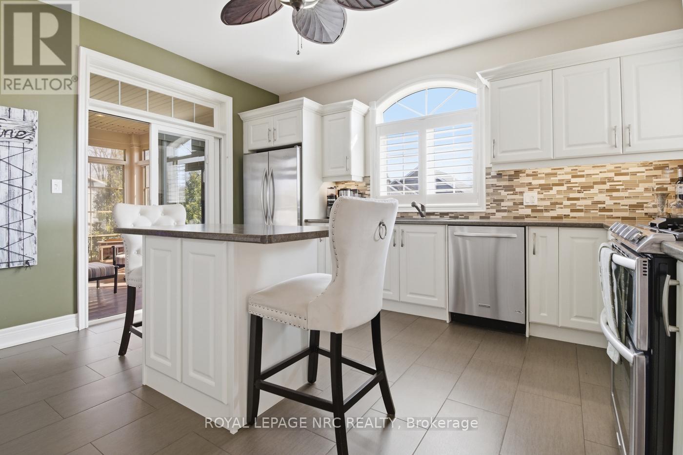 3930 Village Creek Drive, Fort Erie, Ontario  L0S 1S0 - Photo 17 - X12934410