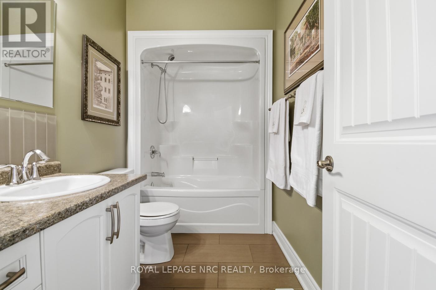 3930 Village Creek Drive, Fort Erie, Ontario  L0S 1S0 - Photo 27 - X12934410