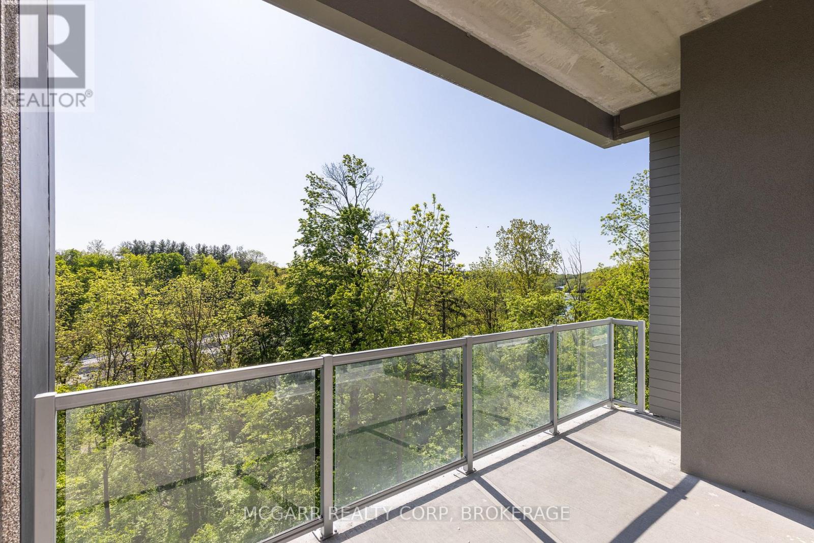 403 - 77 Yates Street, St. Catharines (Downtown), Ontario  L2R 5R7 - Photo 14 - X12934456