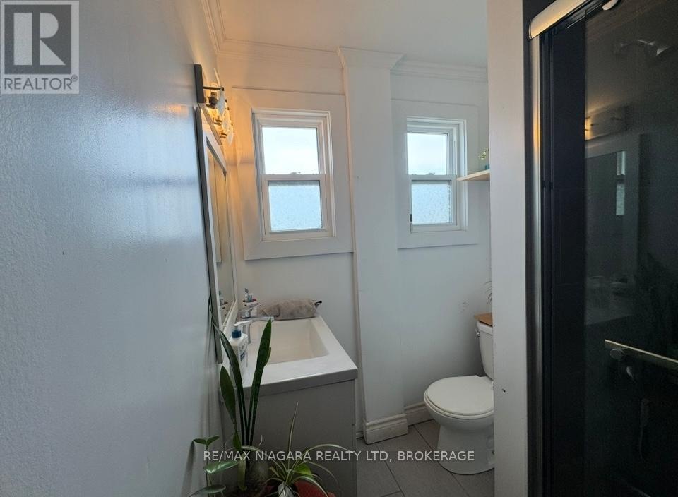 4893 Hunter Street, Niagara Falls, Ontario  L2G 3M8 - Photo 14 - X12934516