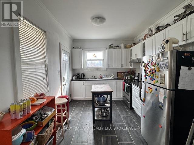 4893 Hunter Street, Niagara Falls, Ontario  L2G 3M8 - Photo 8 - X12934516