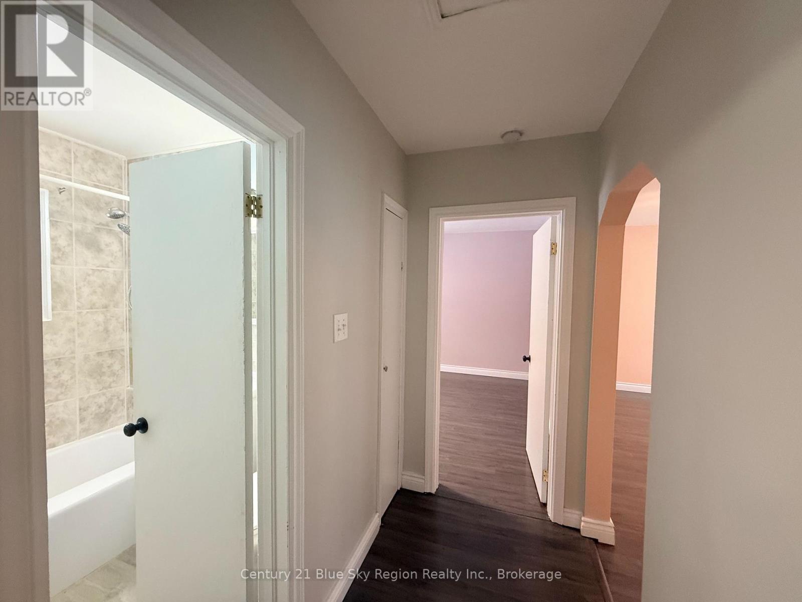 578 Mcphail Street, North Bay, Ontario  P1B 5Z2 - Photo 12 - X12934322