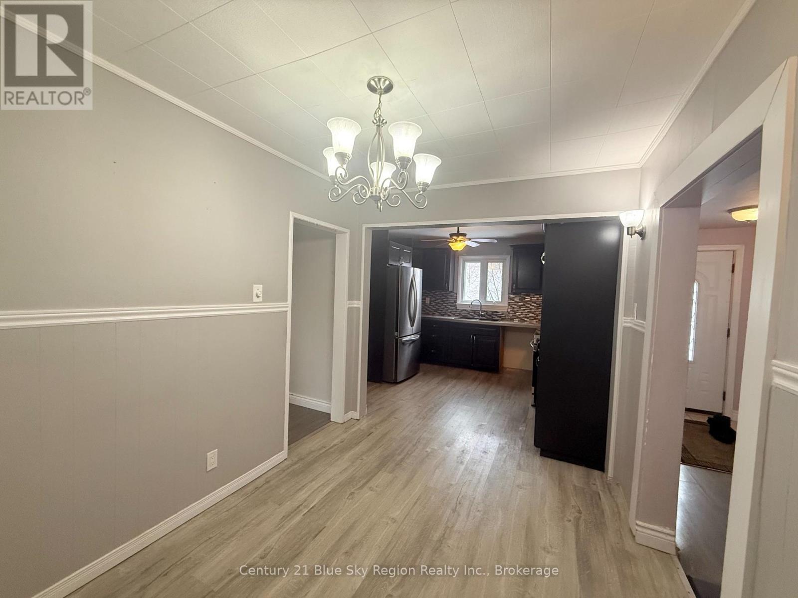 578 Mcphail Street, North Bay, Ontario  P1B 5Z2 - Photo 8 - X12934322