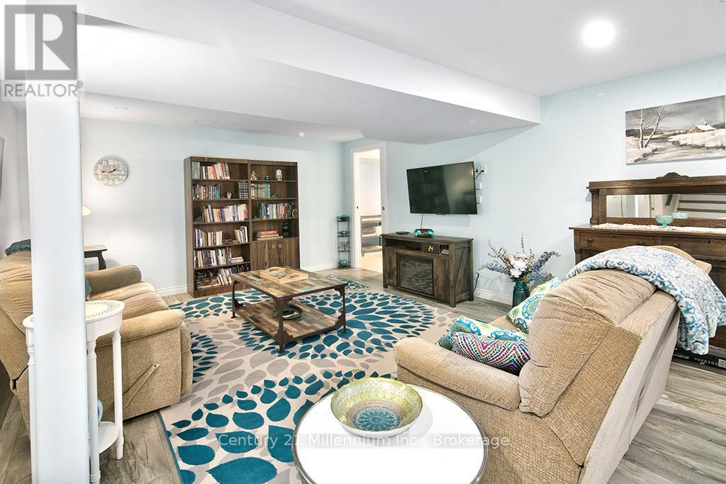 142 Arthur Street, Blue Mountains, Ontario  N0H 2P0 - Photo 20 - X12931790