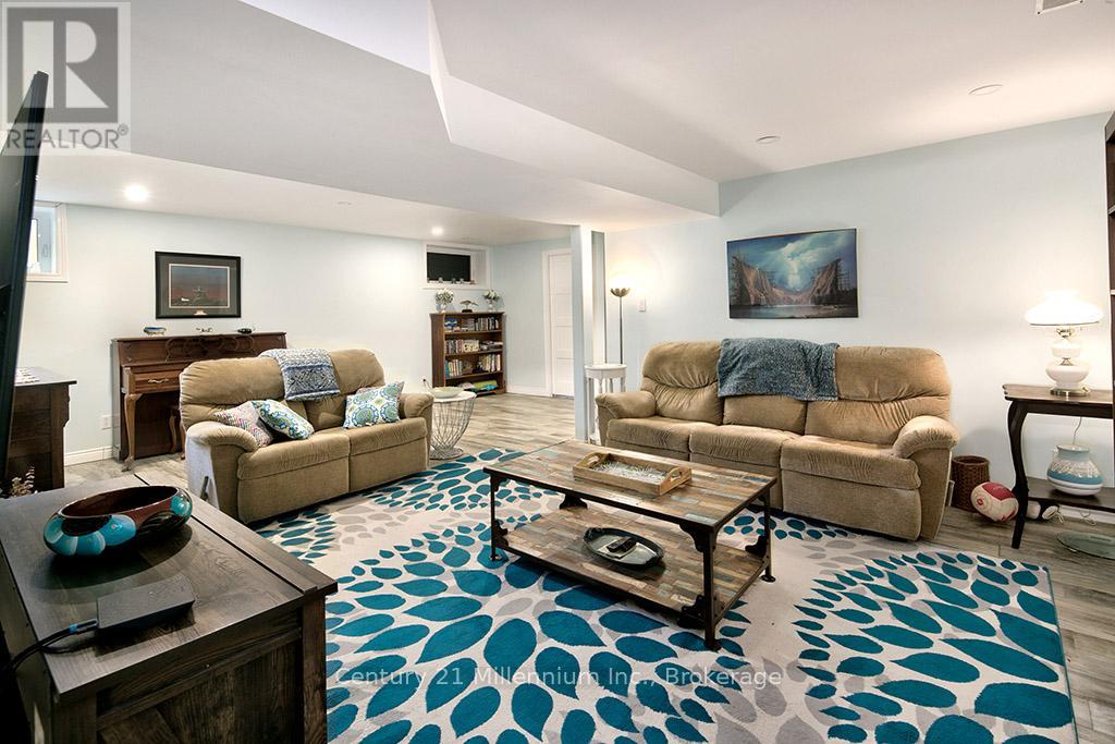 142 Arthur Street, Blue Mountains, Ontario  N0H 2P0 - Photo 23 - X12931790