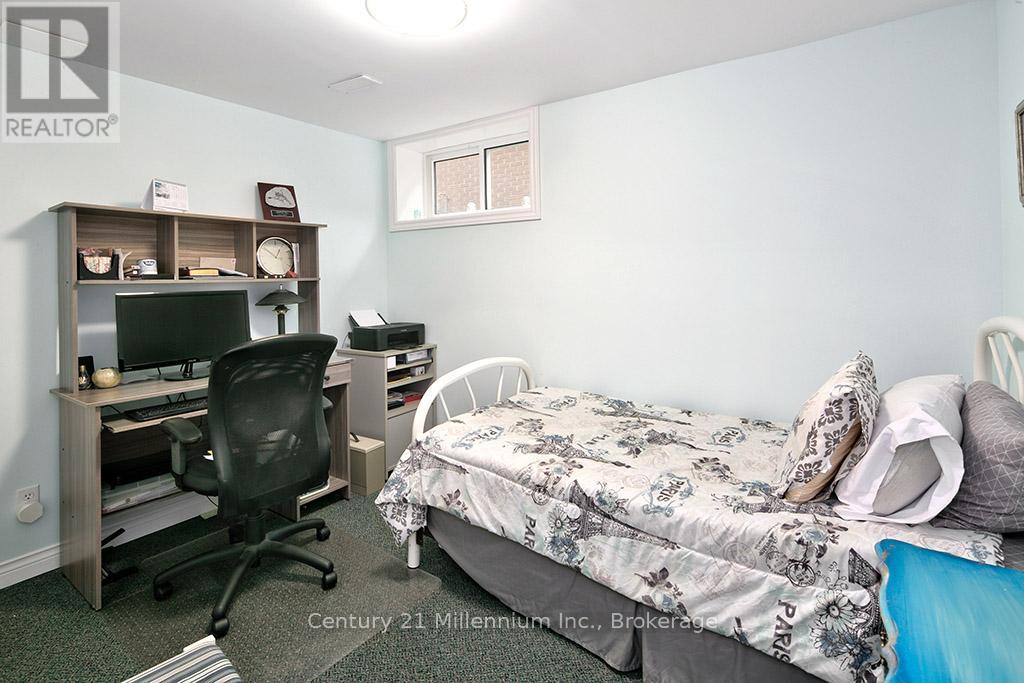 142 Arthur Street, Blue Mountains, Ontario  N0H 2P0 - Photo 24 - X12931790