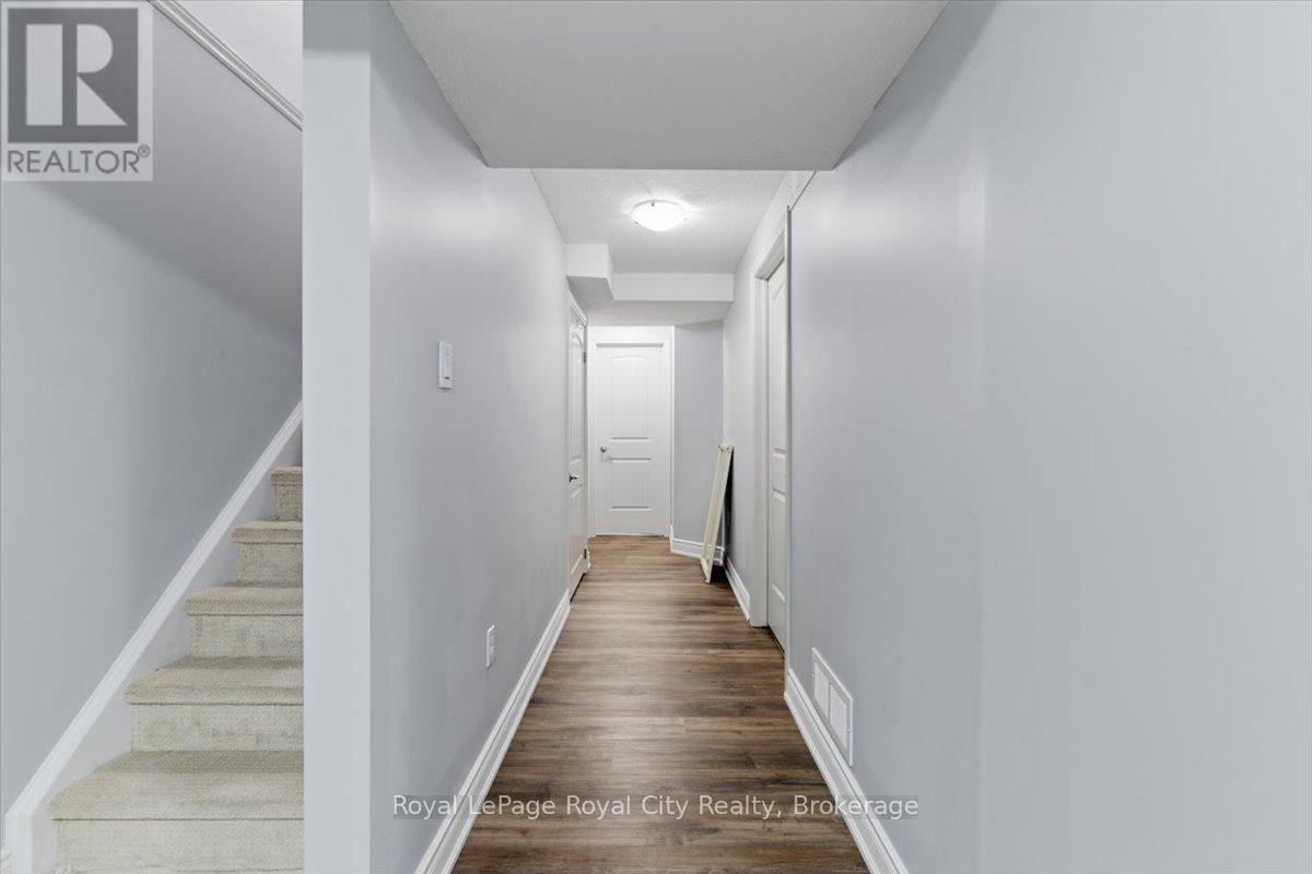 21 - 17 Katemore Drive, Guelph, Ontario  N1L 0J2 - Photo 31 - X12934260