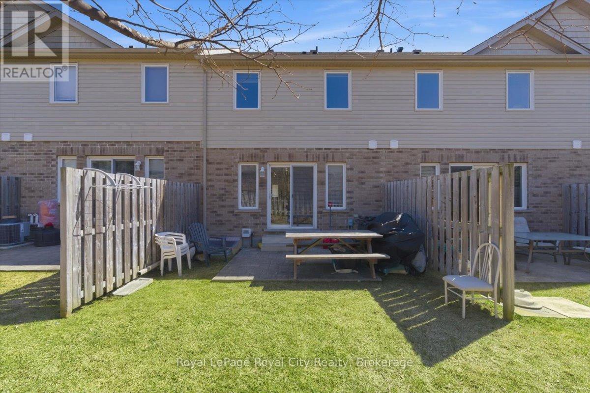 21 - 17 Katemore Drive, Guelph, Ontario  N1L 0J2 - Photo 36 - X12934260
