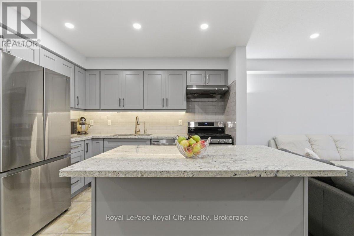 21 - 17 Katemore Drive, Guelph, Ontario  N1L 0J2 - Photo 5 - X12934260