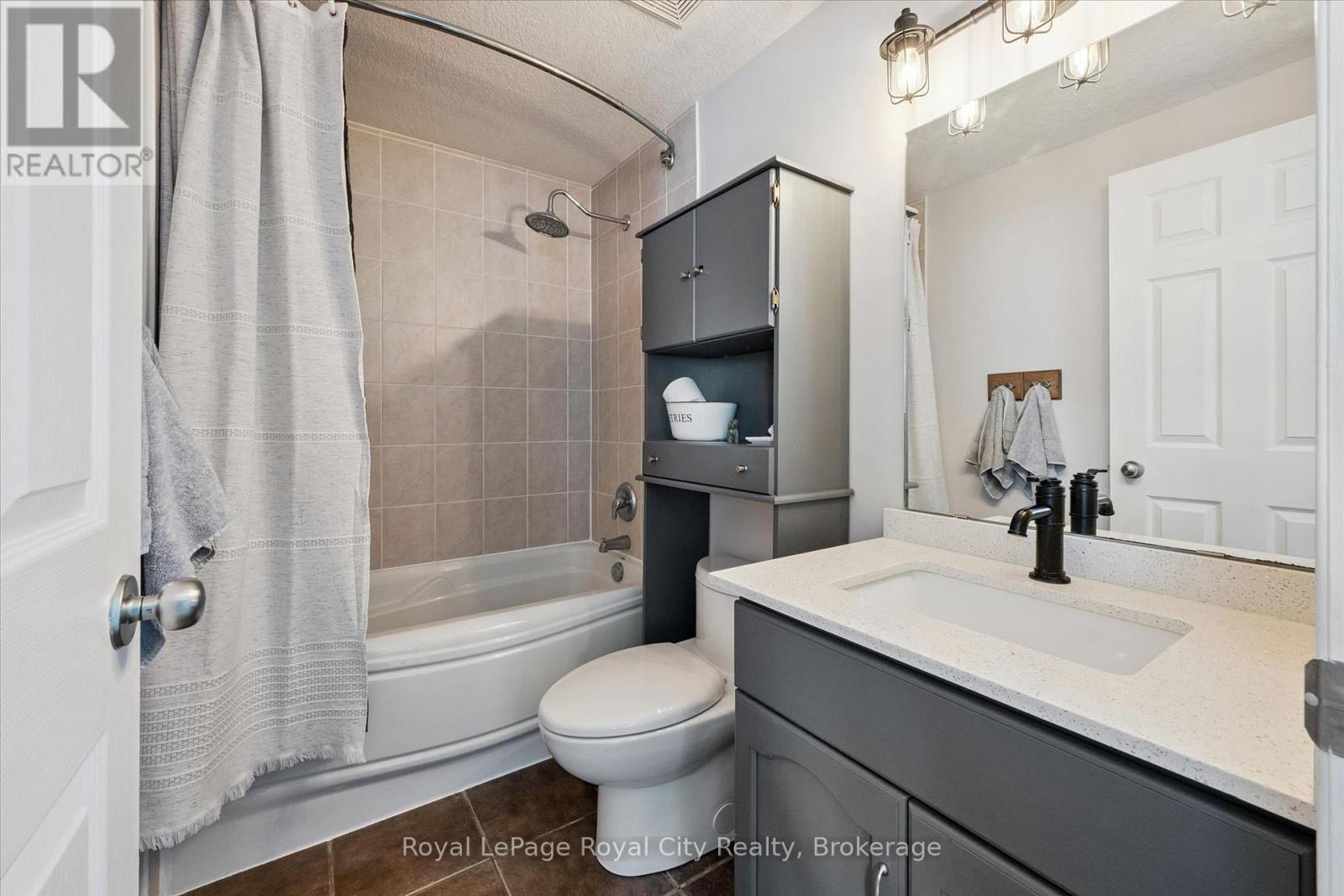 11 Warren Street, Guelph, Ontario  N1E 7K4 - Photo 24 - X12934278