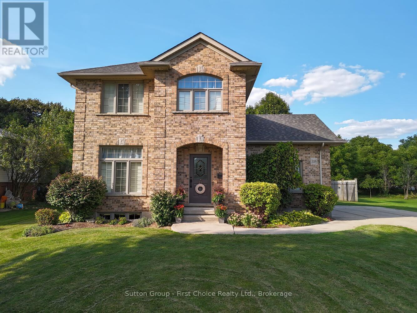 338 DELAMERE AVENUE, Stratford, Ontario