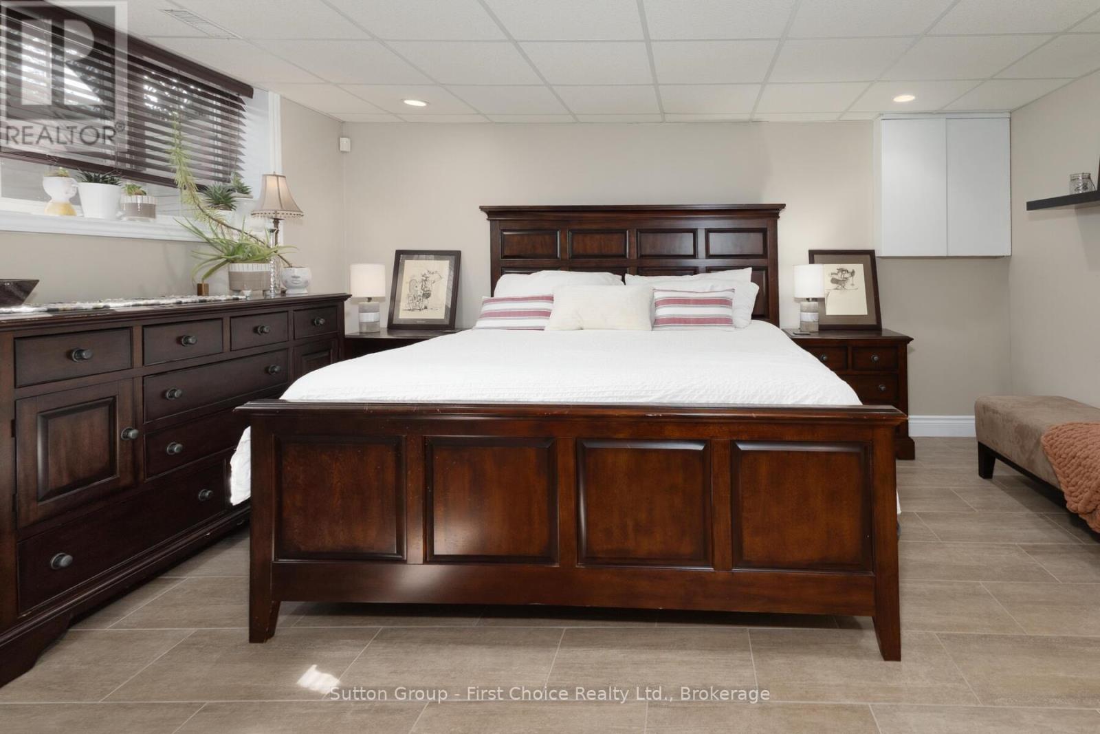 338 Delamere Avenue, Stratford, Ontario  N5A 5A4 - Photo 33 - X12934454