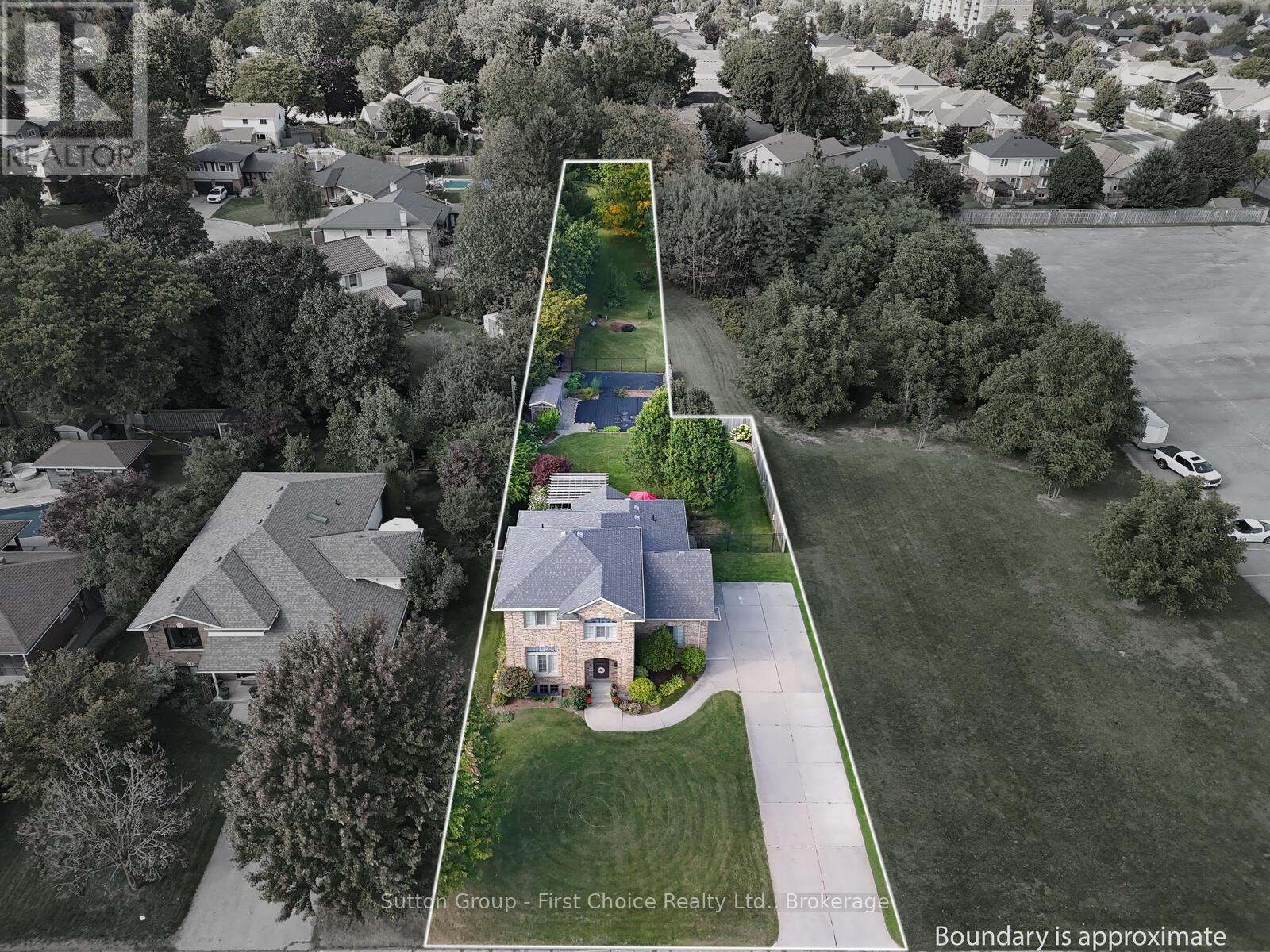 338 Delamere Avenue, Stratford, Ontario  N5A 5A4 - Photo 45 - X12934454