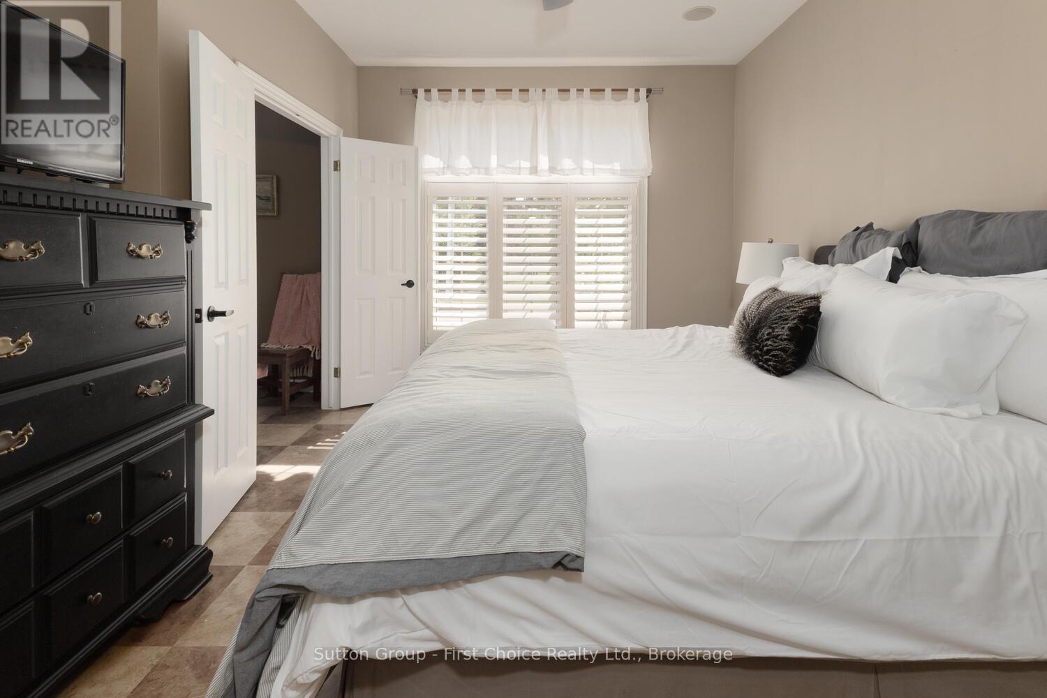 338 Delamere Avenue, Stratford, Ontario  N5A 5A4 - Photo 5 - X12934454