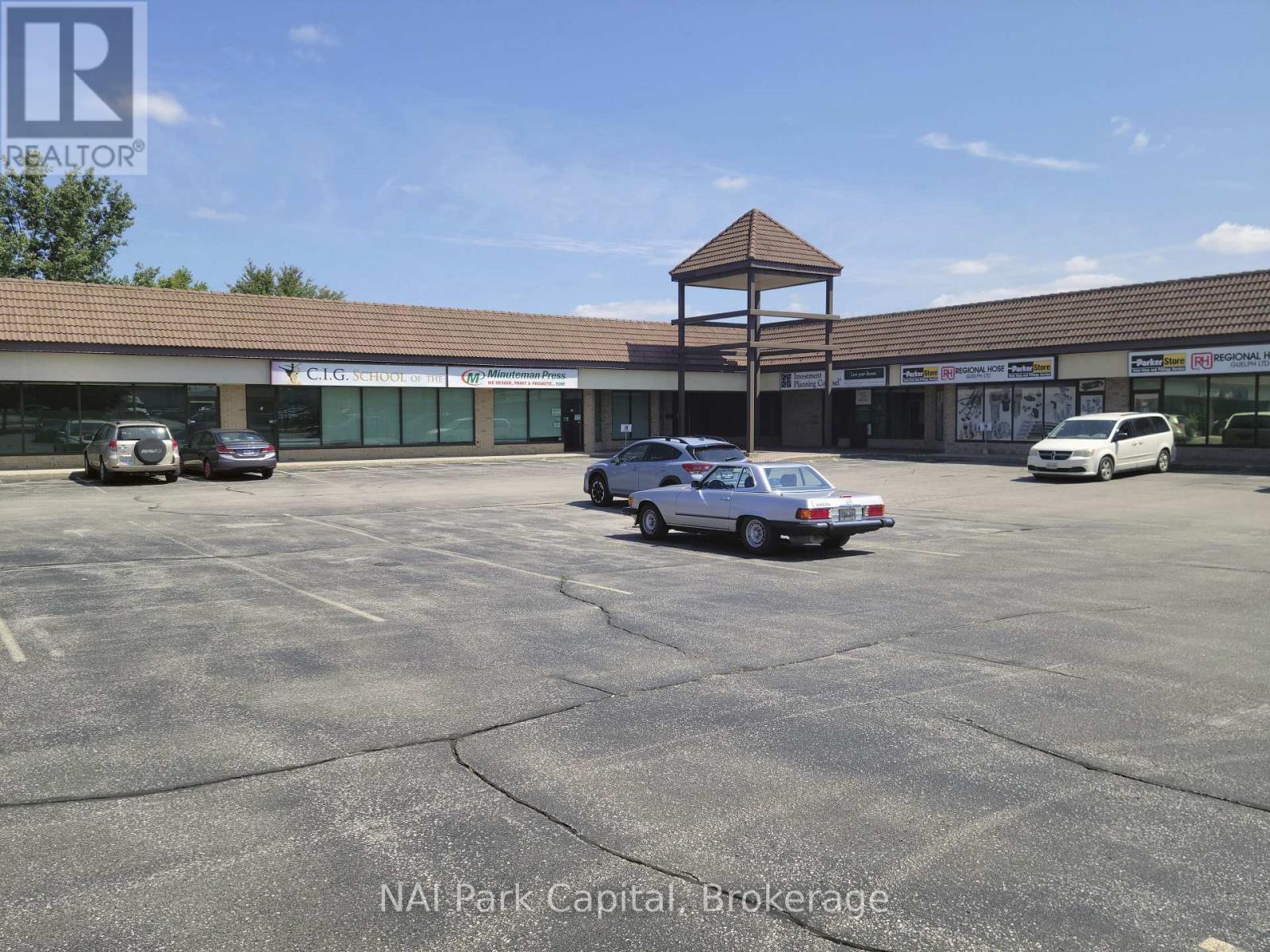 9 - 930 WOODLAWN ROAD W, Guelph, Ontario