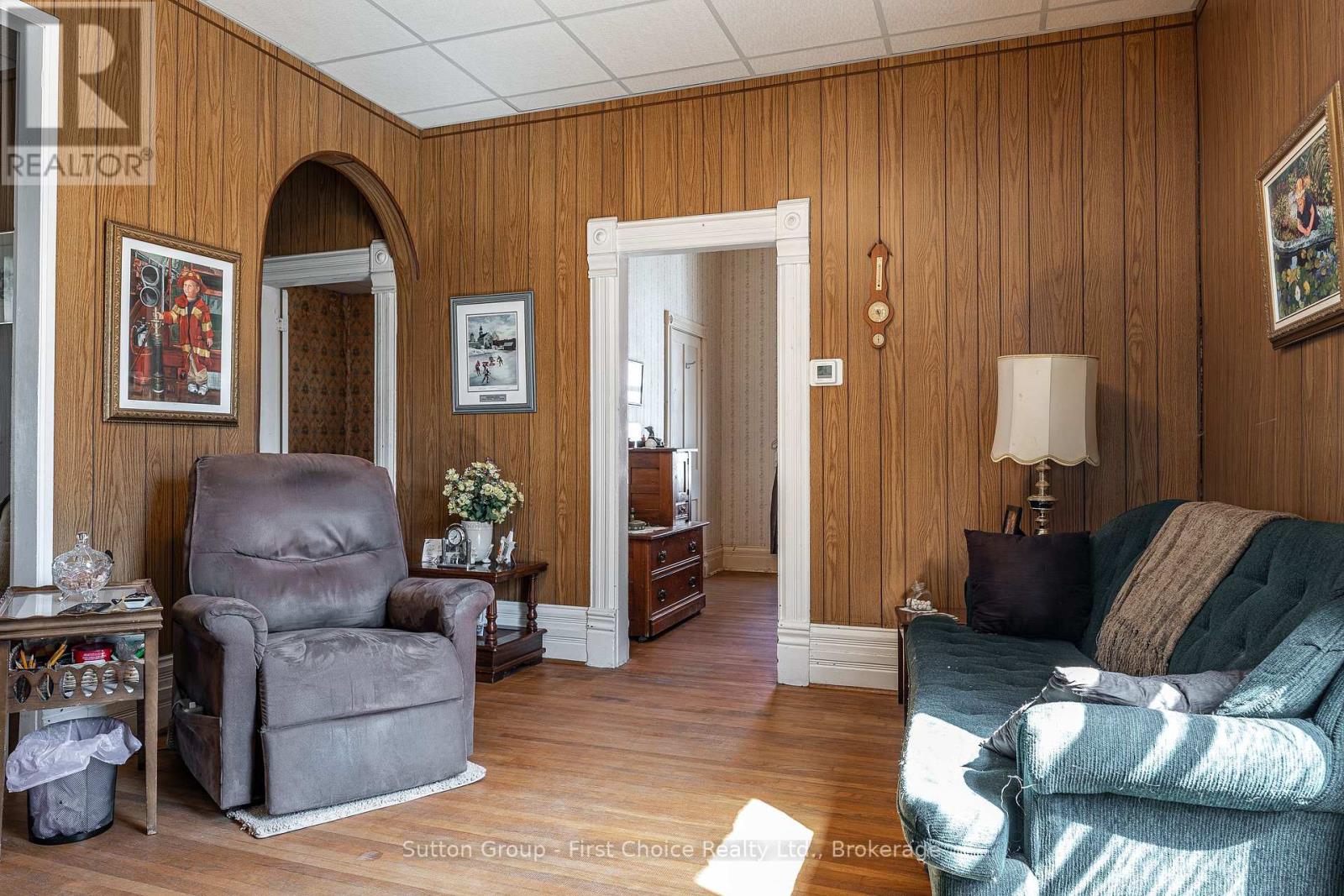 55 Dufferin Street, Stratford, Ontario  N5A 2G6 - Photo 14 - X12934512