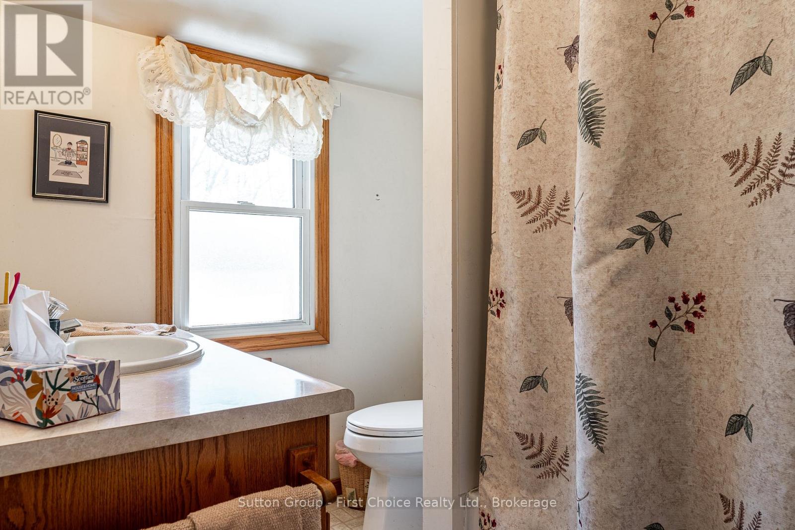 55 Dufferin Street, Stratford, Ontario  N5A 2G6 - Photo 16 - X12934512