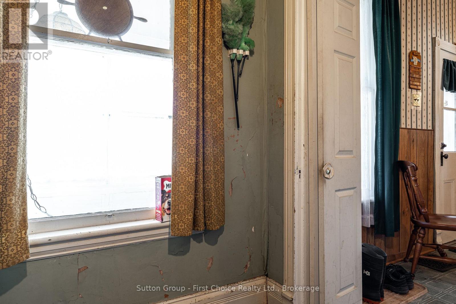 55 Dufferin Street, Stratford, Ontario  N5A 2G6 - Photo 25 - X12934512