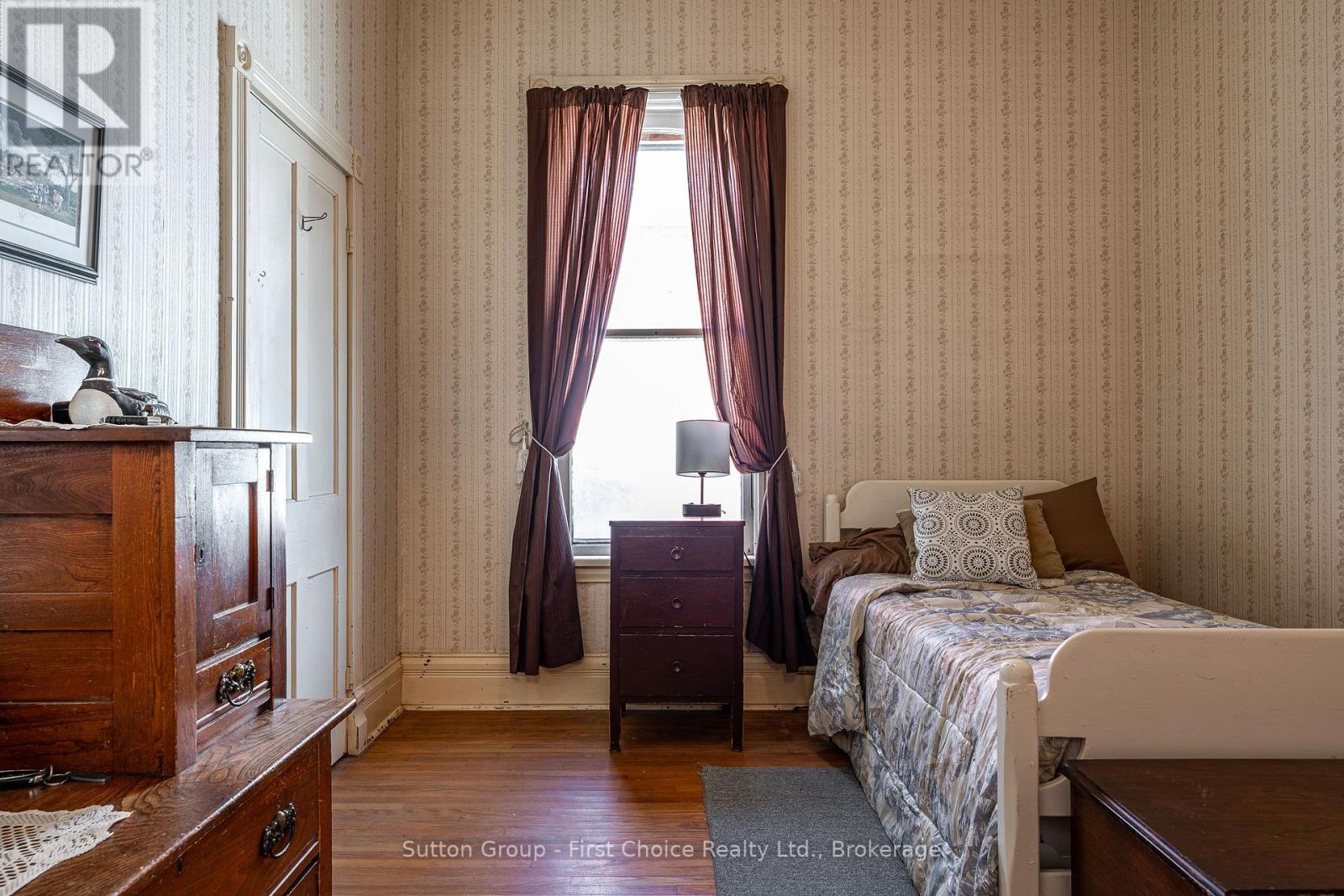 55 Dufferin Street, Stratford, Ontario  N5A 2G6 - Photo 26 - X12934512