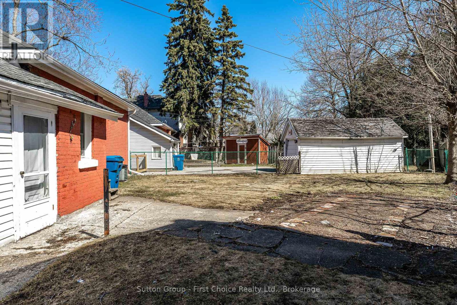 55 Dufferin Street, Stratford, Ontario  N5A 2G6 - Photo 34 - X12934512