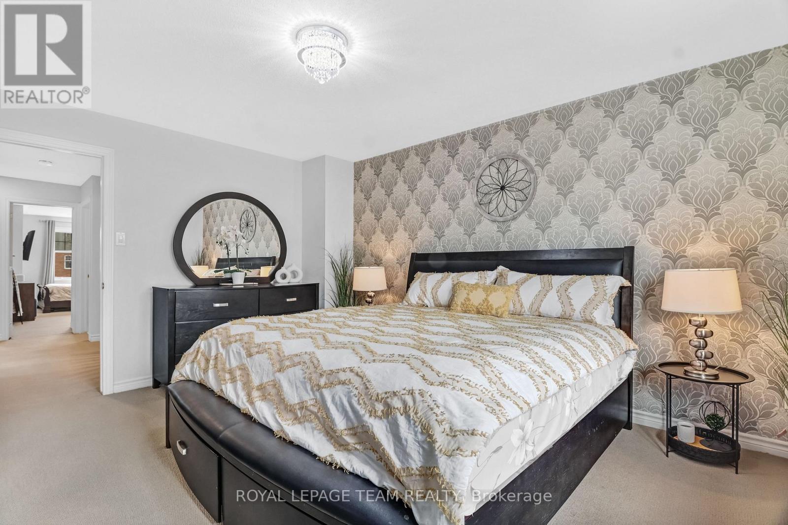 4271 Kelly Farm Drive, Ottawa, Ontario  K1T 0A6 - Photo 16 - X12933482