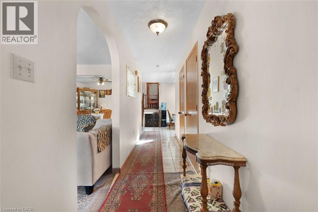 45 Juniper Drive, Stoney Creek, Ontario  L8E 4C7 - Photo 4 - 40816013