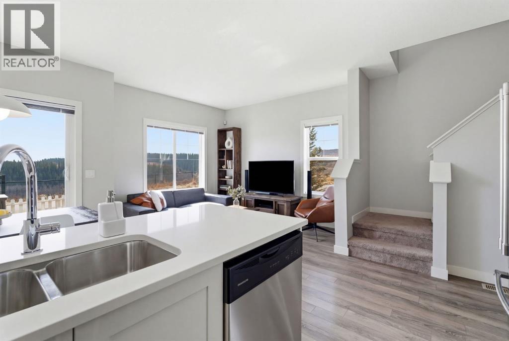 1208 Jumping Pound Common, Cochrane, Alberta  T4C 2L1 - Photo 19 - A2294424