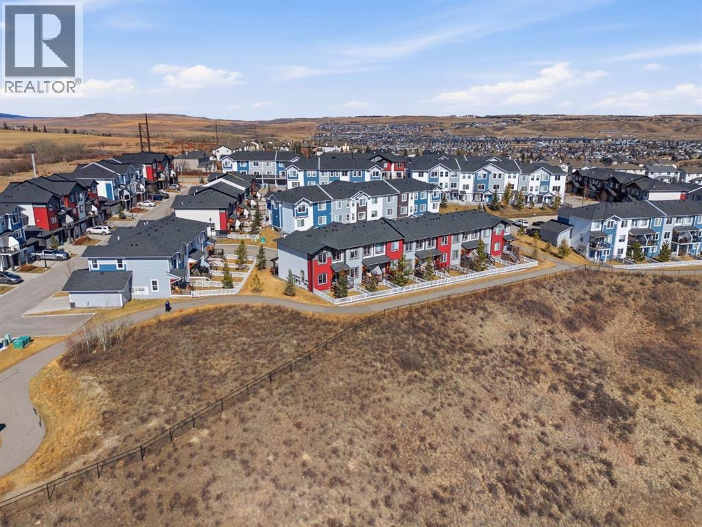 1208 Jumping Pound Common, Cochrane, Alberta  T4C 2L1 - Photo 39 - A2294424