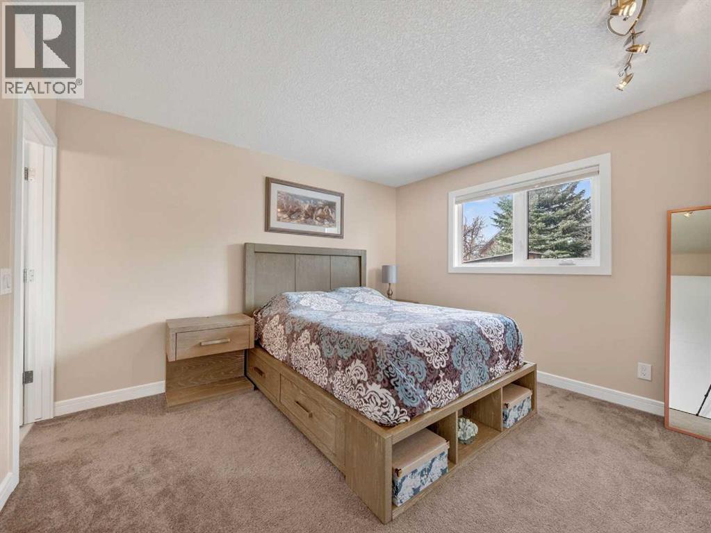 131 Scenic Glen Crescent Nw, Calgary, Alberta  T3L 1J8 - Photo 11 - A2296318