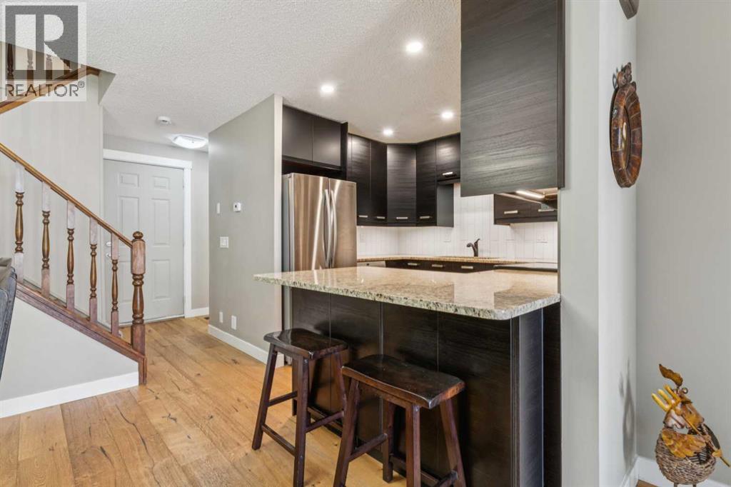 38, 12625 24 Street SW, Calgary, Alberta  T2W 4B1 - Photo 8 - A2296579