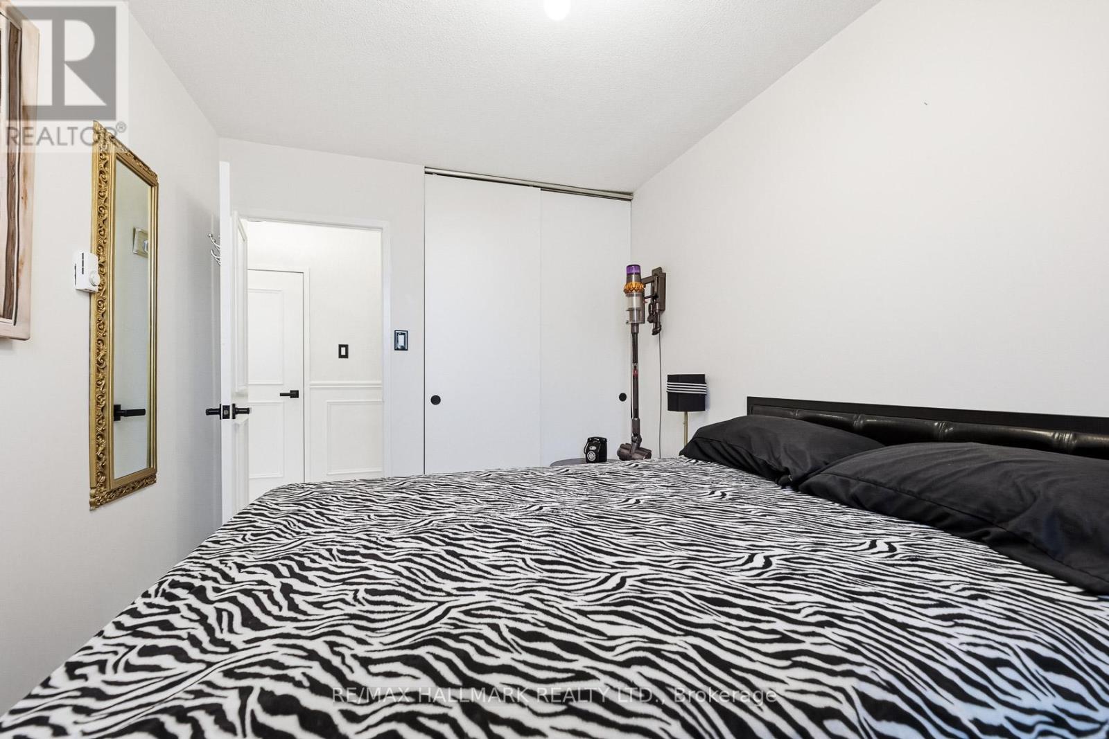 1705 - 1360 York Mills Road, Toronto (Parkwoods-Donalda), Ontario  M3A 2A3 - Photo 18 - C12934328