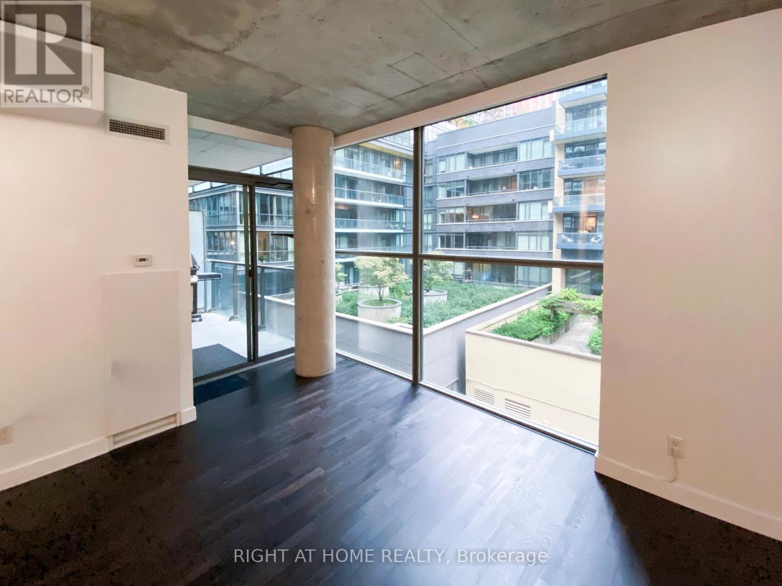 416 - 25 Oxley Street, Toronto, Ontario  M5V 2J5 - Photo 7 - C12934364