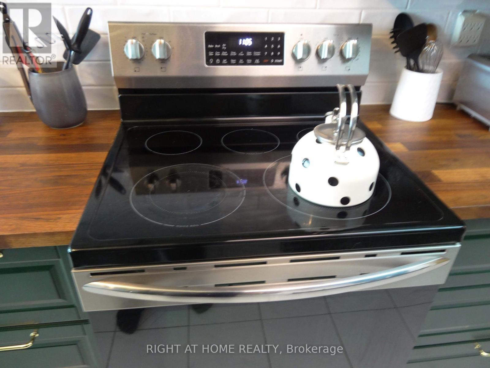 704 - 80 Antibes Drive, Toronto, Ontario  M2R 3N5 - Photo 14 - C12934370