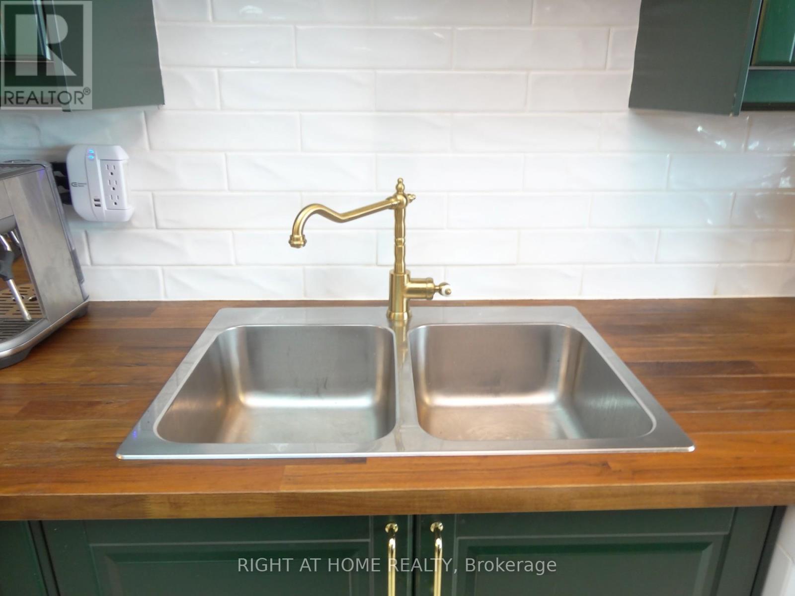 704 - 80 Antibes Drive, Toronto, Ontario  M2R 3N5 - Photo 15 - C12934370