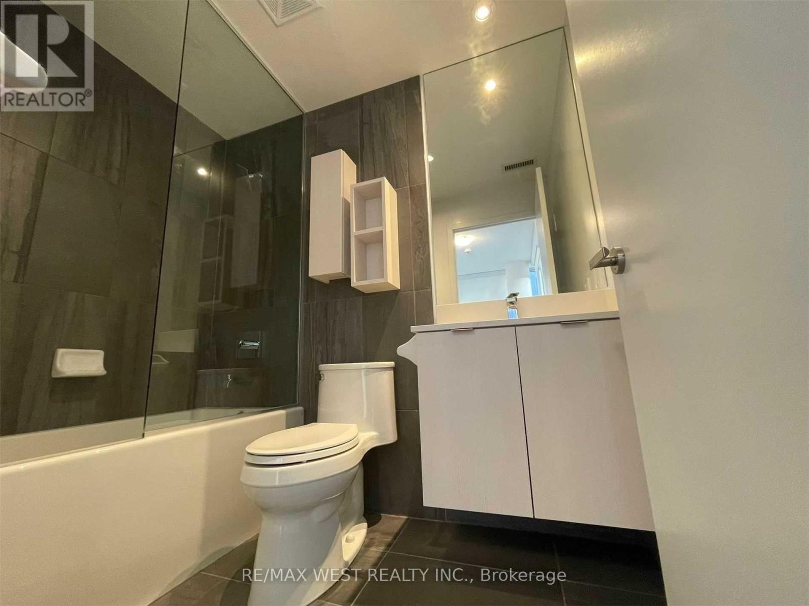 2912 - 195 Redpath Avenue, Toronto (Mount Pleasant West), Ontario  M4P 0E4 - Photo 8 - C12934458