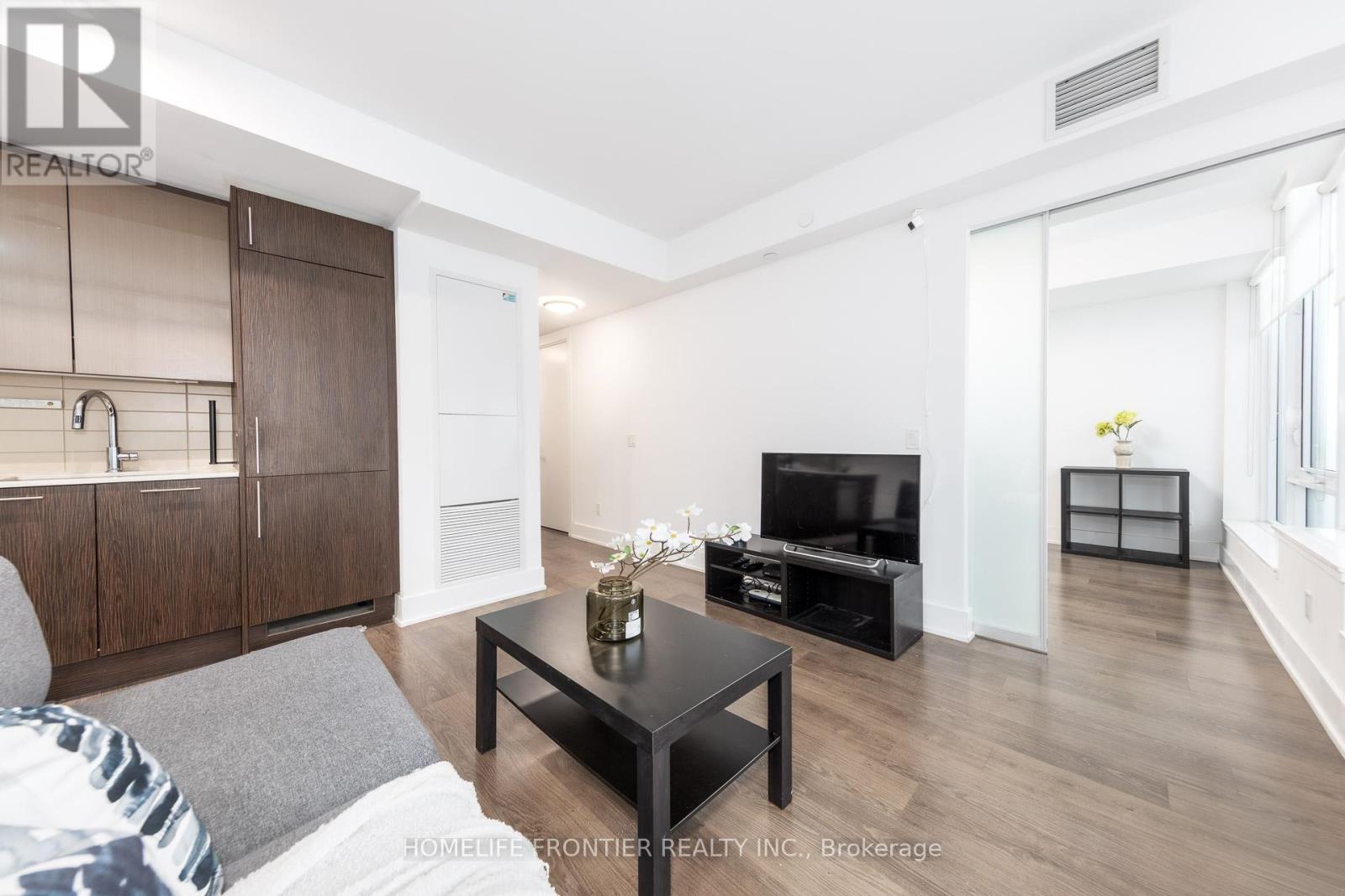 301 - 403 Church Street, Toronto (Church-Yonge Corridor), Ontario  M4Y 0C9 - Photo 8 - C12934526