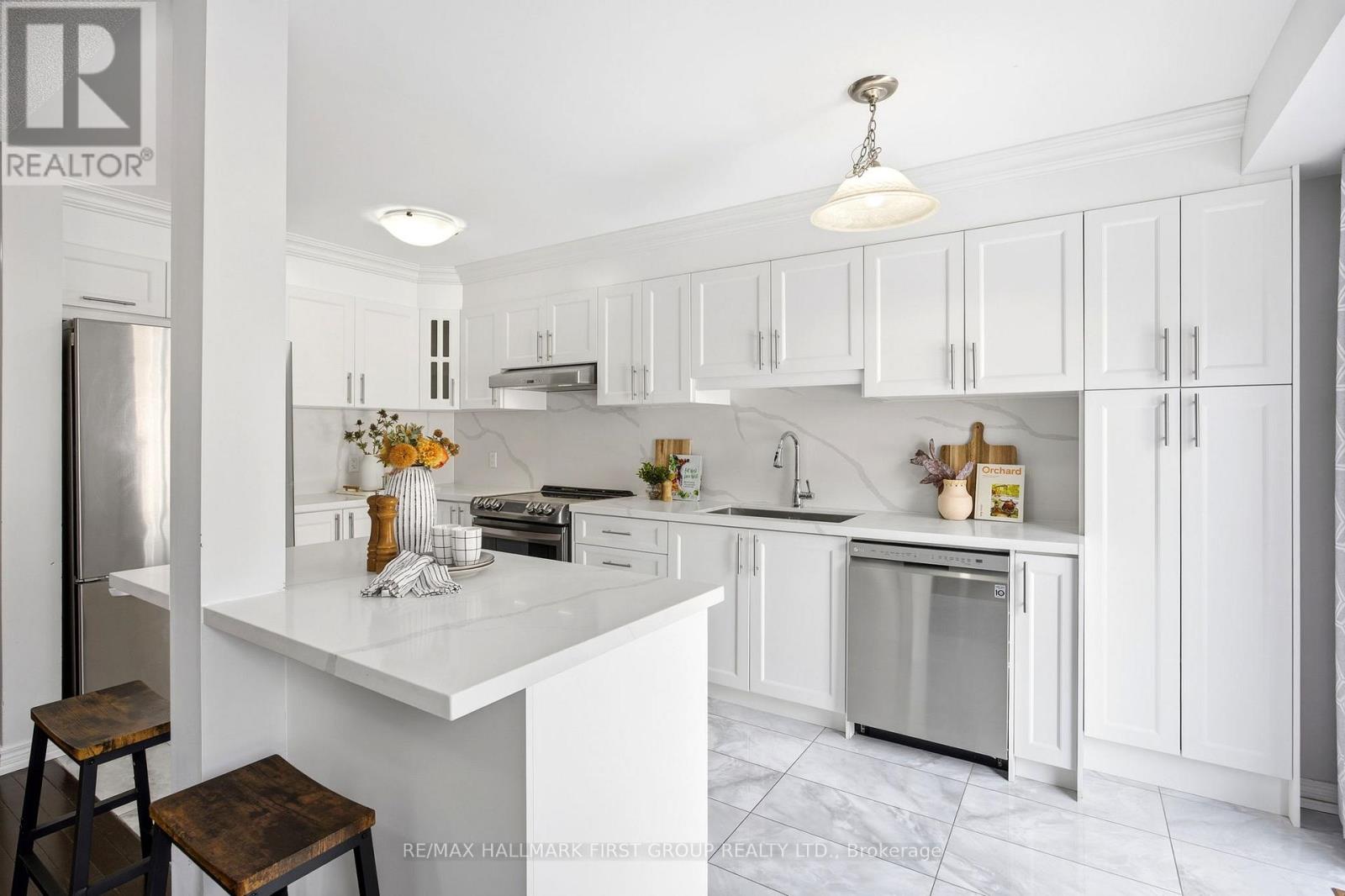 2405 Hill Rise Street, Oshawa, Ontario  L1L 0G8 - Photo 16 - E12934264