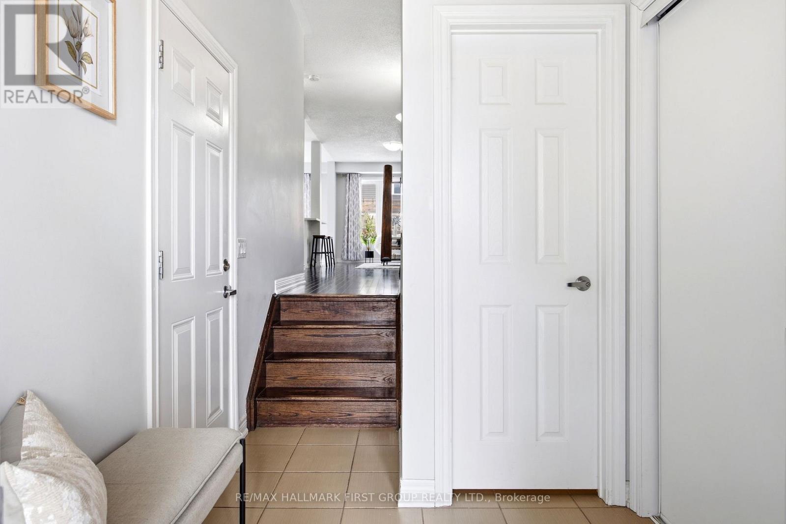 2405 Hill Rise Street, Oshawa, Ontario  L1L 0G8 - Photo 6 - E12934264