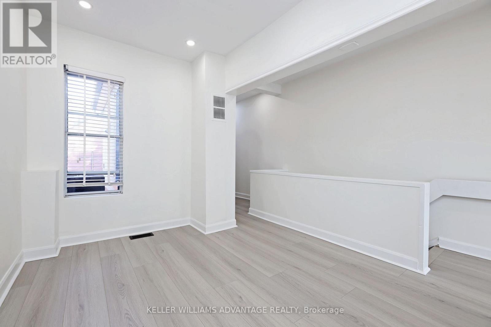 952 Queen Street E, Toronto (South Riverdale), Ontario  M4M 1J7 - Photo 5 - E12934330