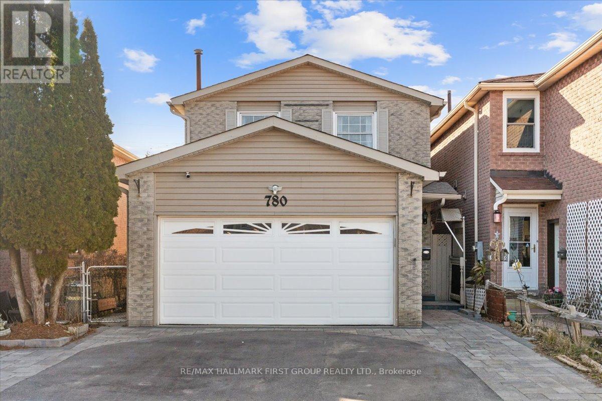 780 HAMPTON COURT, Pickering, Ontario