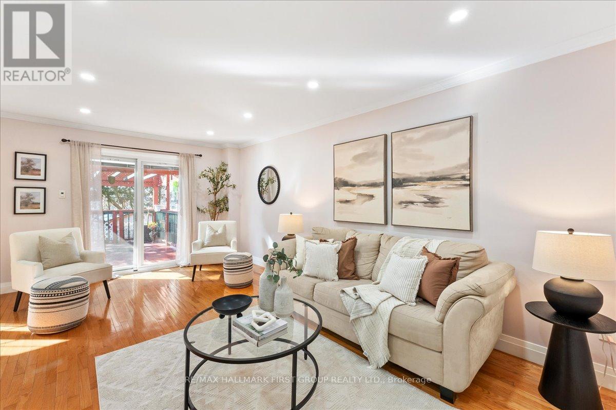 780 Hampton Court, Pickering, Ontario  L1W 3M3 - Photo 7 - E12934530