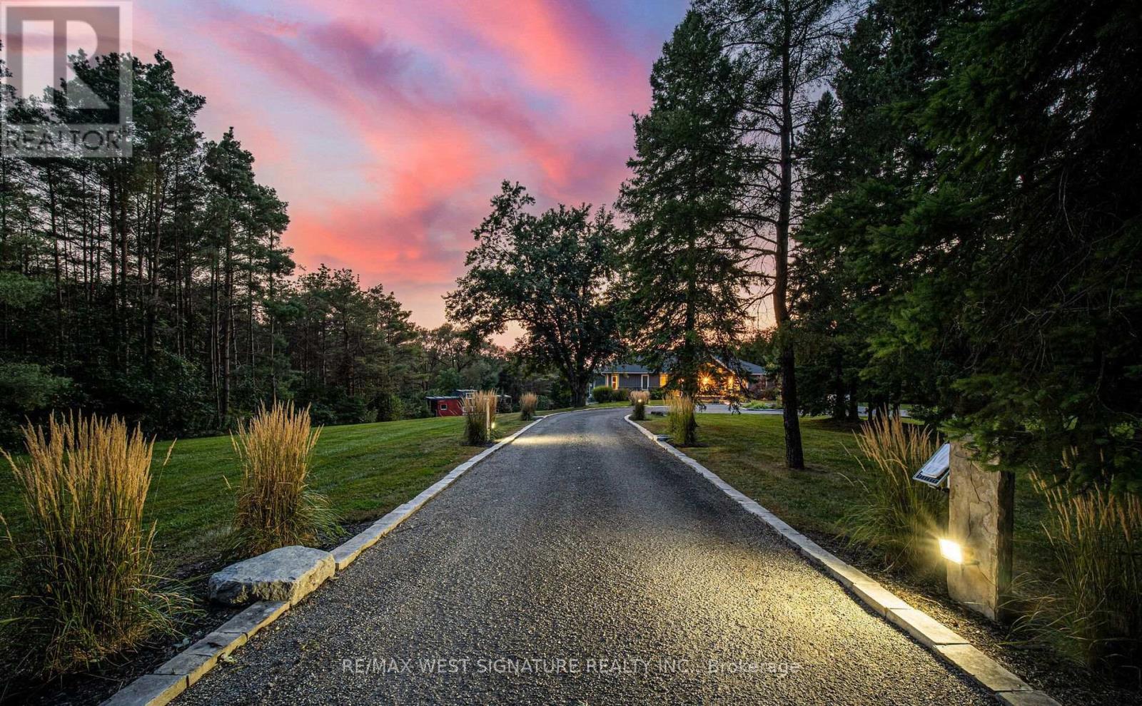 16070 Keele Street, King, Ontario  L7B 0J9 - Photo 2 - N12934262